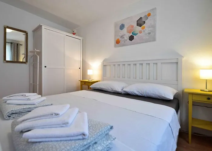 Apartment Stari Murter